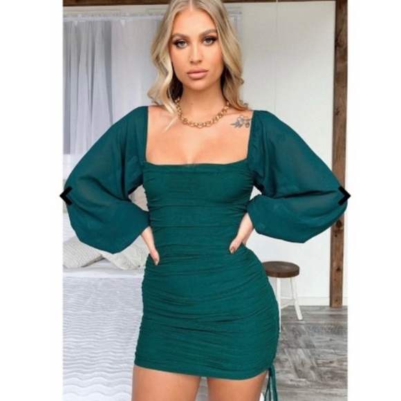 THATSSOFETCH “Lorde” Ruched Sheer Balloon Sleeve Mini Dress in Emerald Green - Picture 7 of 15